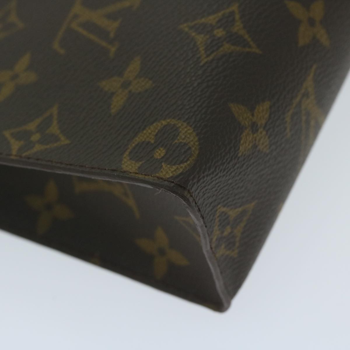 LOUIS VUITTON Monogram Poche Toilette 26 Pouch M47542 LV Auth yk10200