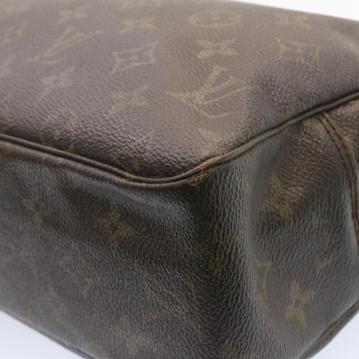 LOUIS VUITTON Monogram Trousse Toilette 28 Clutch Bag M47522 LV Auth yk2883