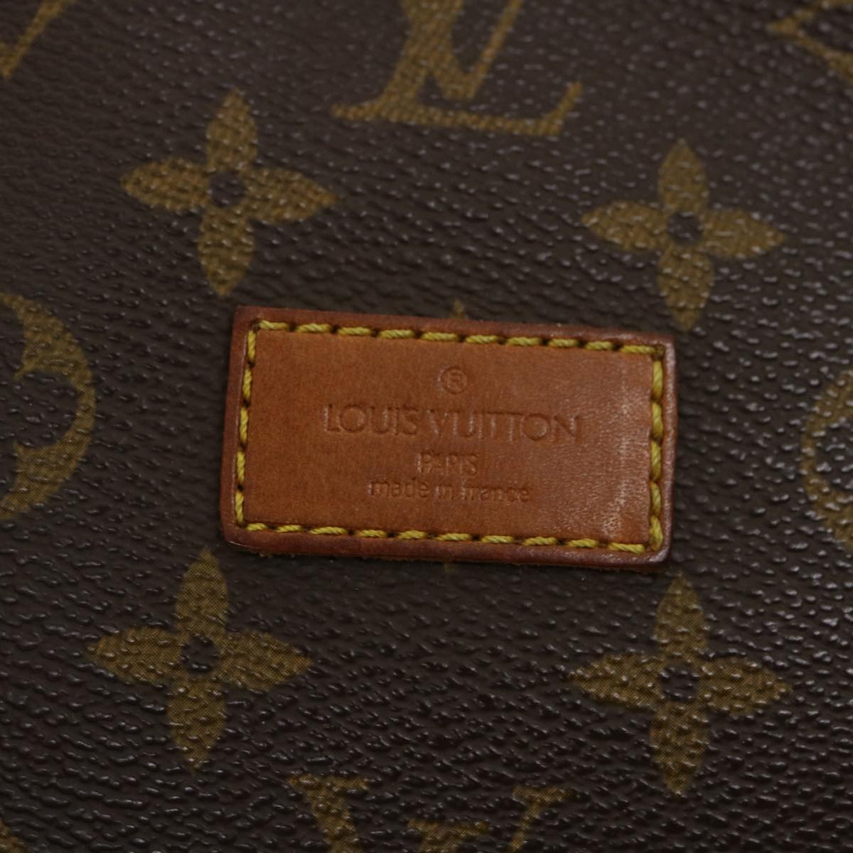 LOUIS VUITTON Monogram Saumur 43 Shoulder Bag M42252 LV Auth yk4353