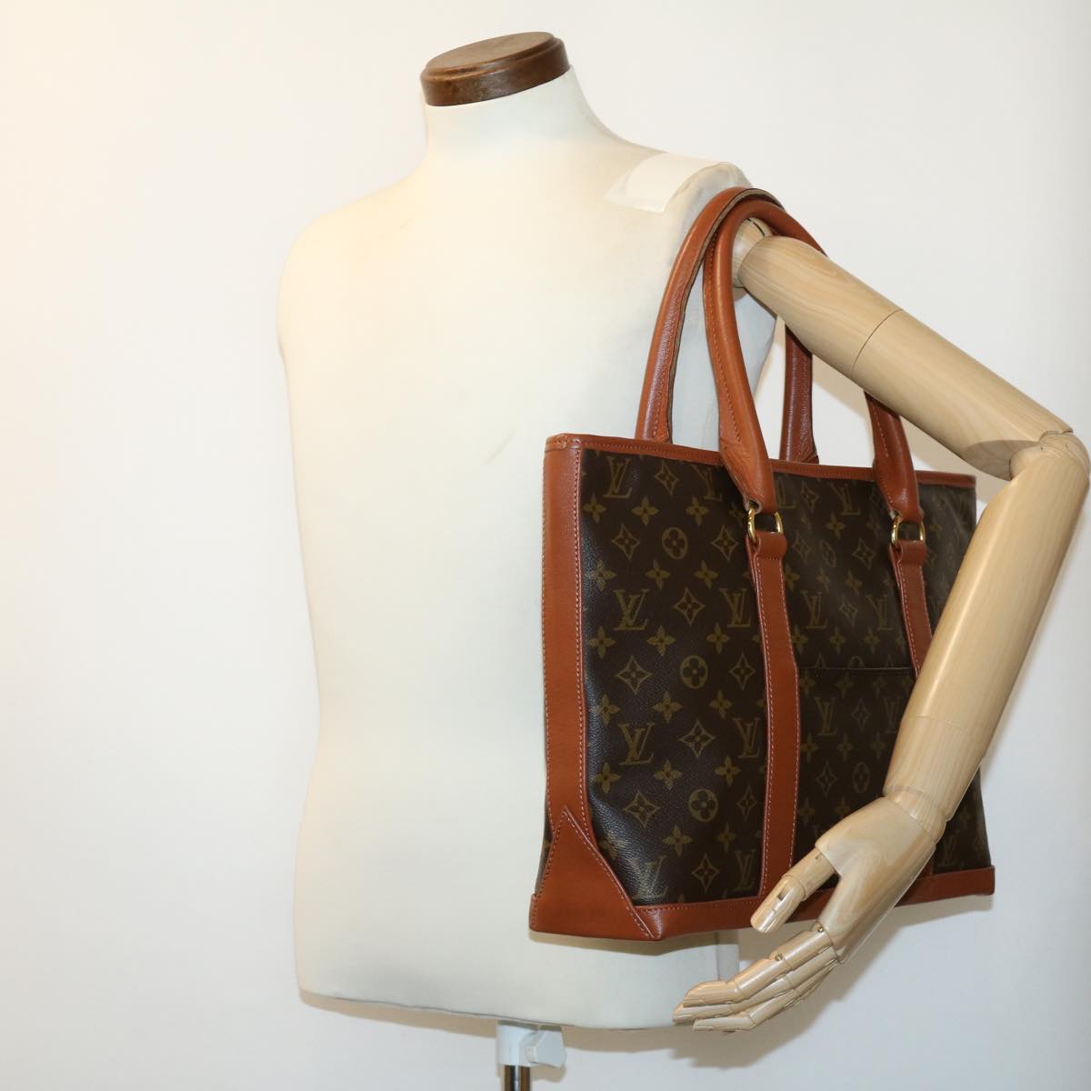 LOUIS VUITTON Monogram Sac Weekend PM Tote Bag M42425 LV Auth yk4709