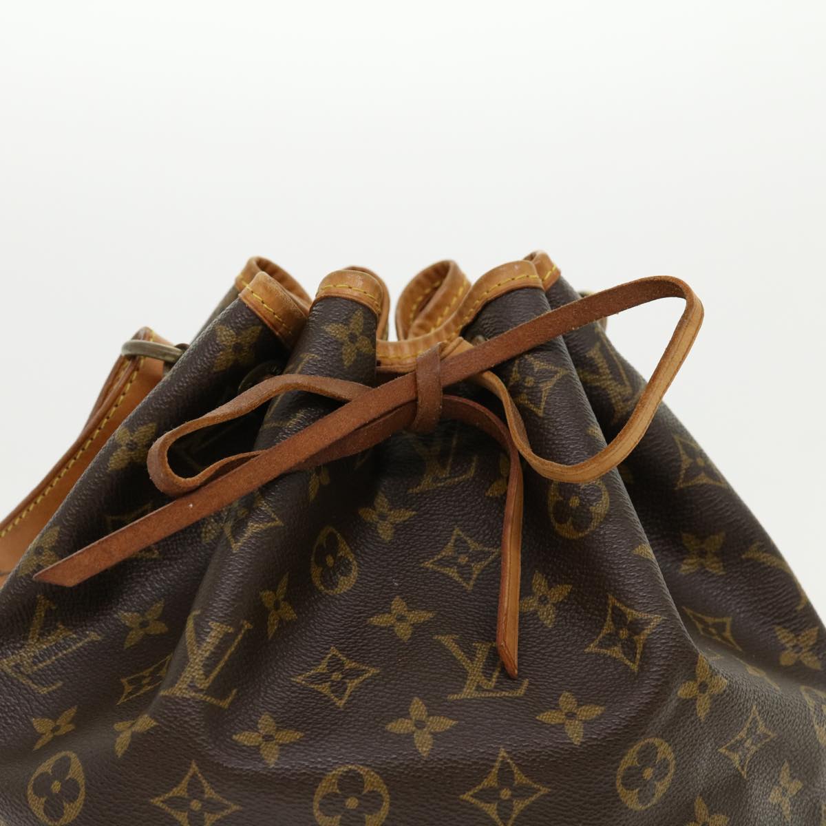 LOUIS VUITTON Monogram Petit Noe Shoulder Bag M42226 LV Auth yk4750