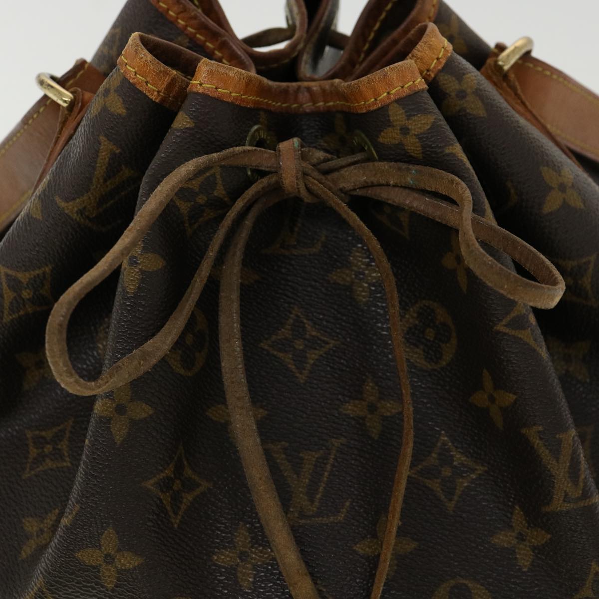 LOUIS VUITTON Monogram Petit Noe Shoulder Bag M42226 LV Auth yk4860