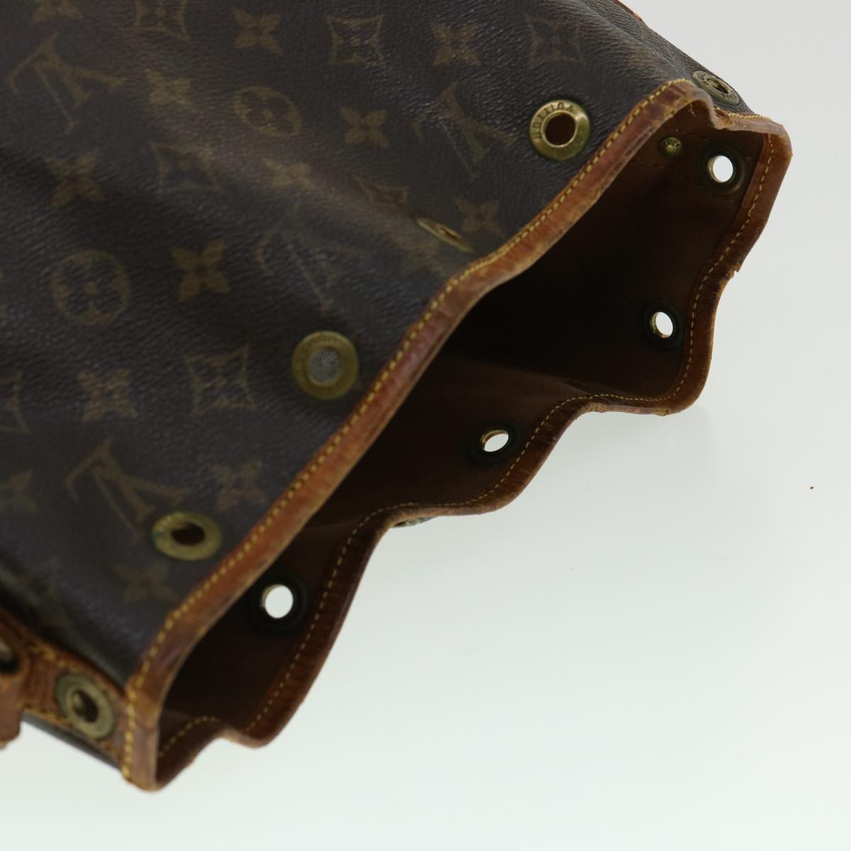 LOUIS VUITTON Monogram Petit Noe Shoulder Bag M42226 LV Auth yk5200B