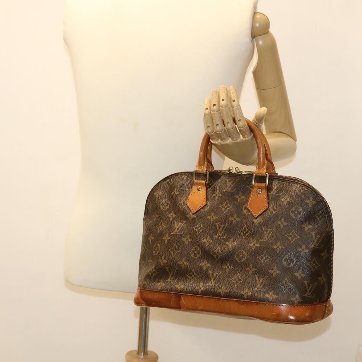 LOUIS VUITTON Monogram Alma Hand Bag M51130 LV Auth yk5846