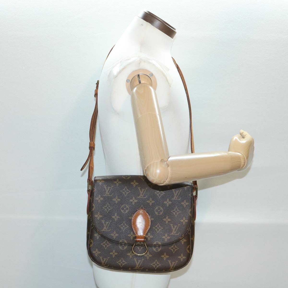 LOUIS VUITTON Monogram Saint Cloud GM Shoulder Bag M51242 LV Auth yk6129B