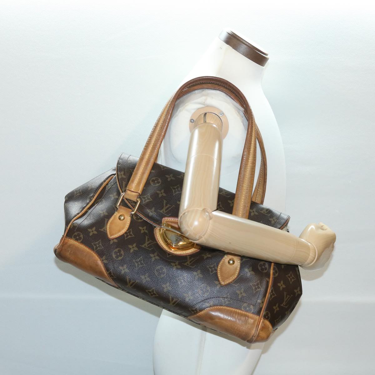 LOUIS VUITTON Monogram Beverly GM Shoulder Bag M40120 LV Auth yk6152B