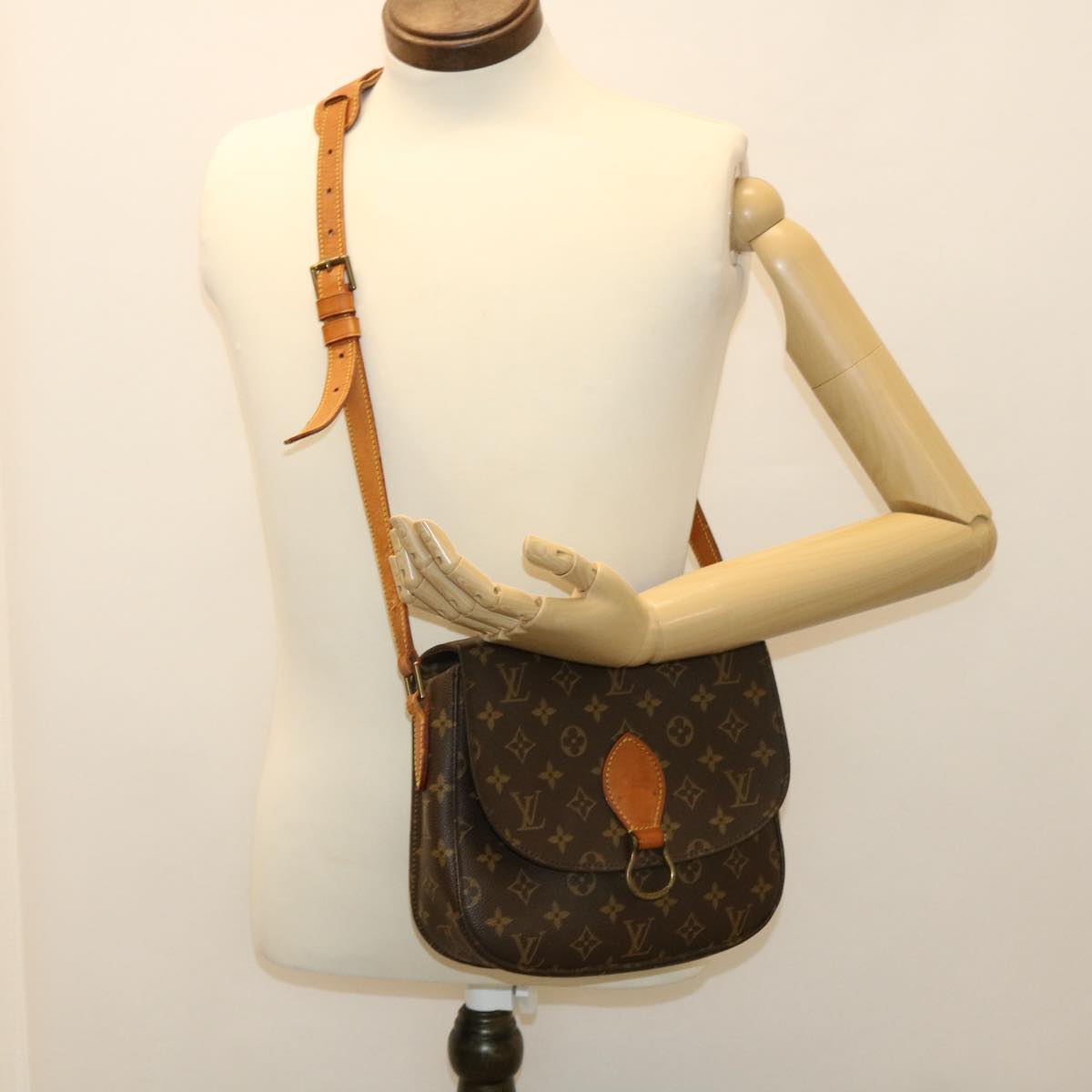 LOUIS VUITTON Monogram Saint Cloud GM Shoulder Bag M51242 LV Auth yk6202B