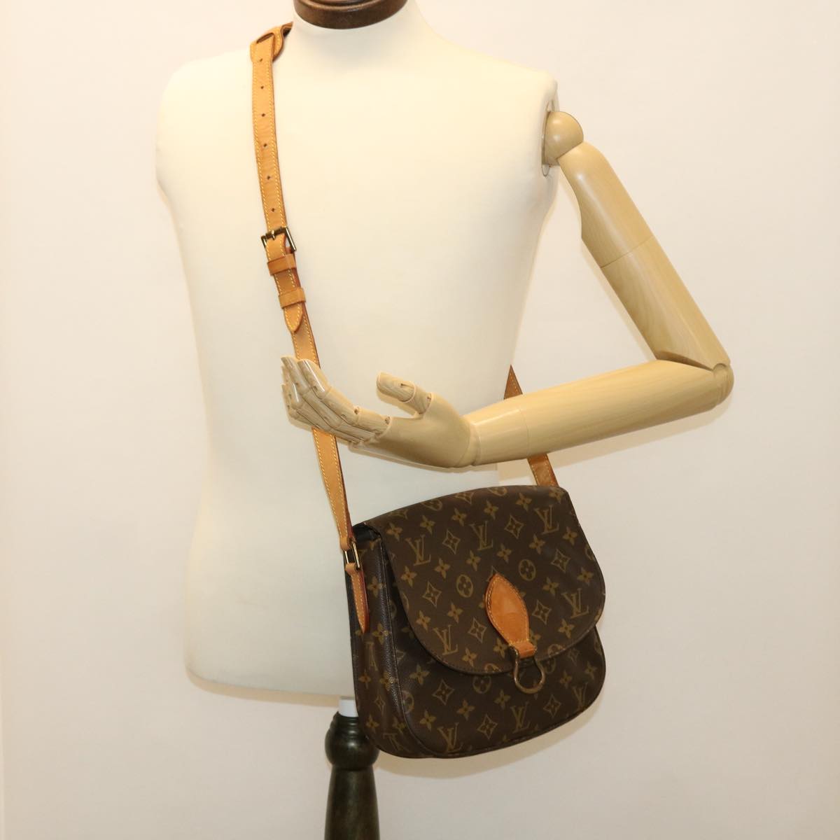 LOUIS VUITTON Monogram Saint Cloud GM Shoulder Bag M51242 LV Auth yk6203B