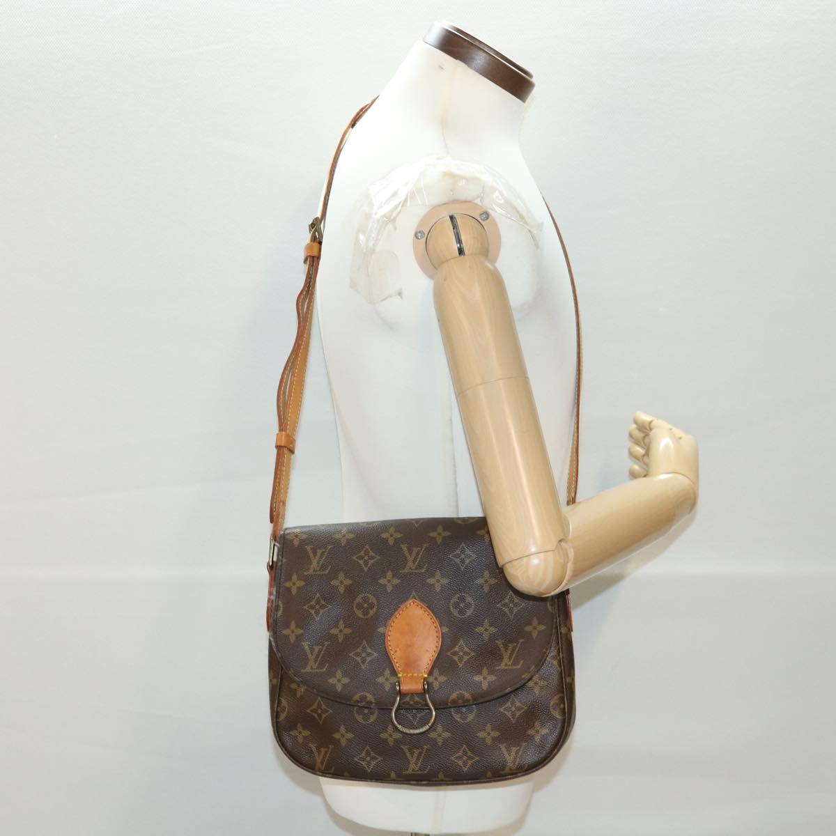 LOUIS VUITTON Monogram Saint Cloud GM Shoulder Bag M51242 LV Auth yk6314B