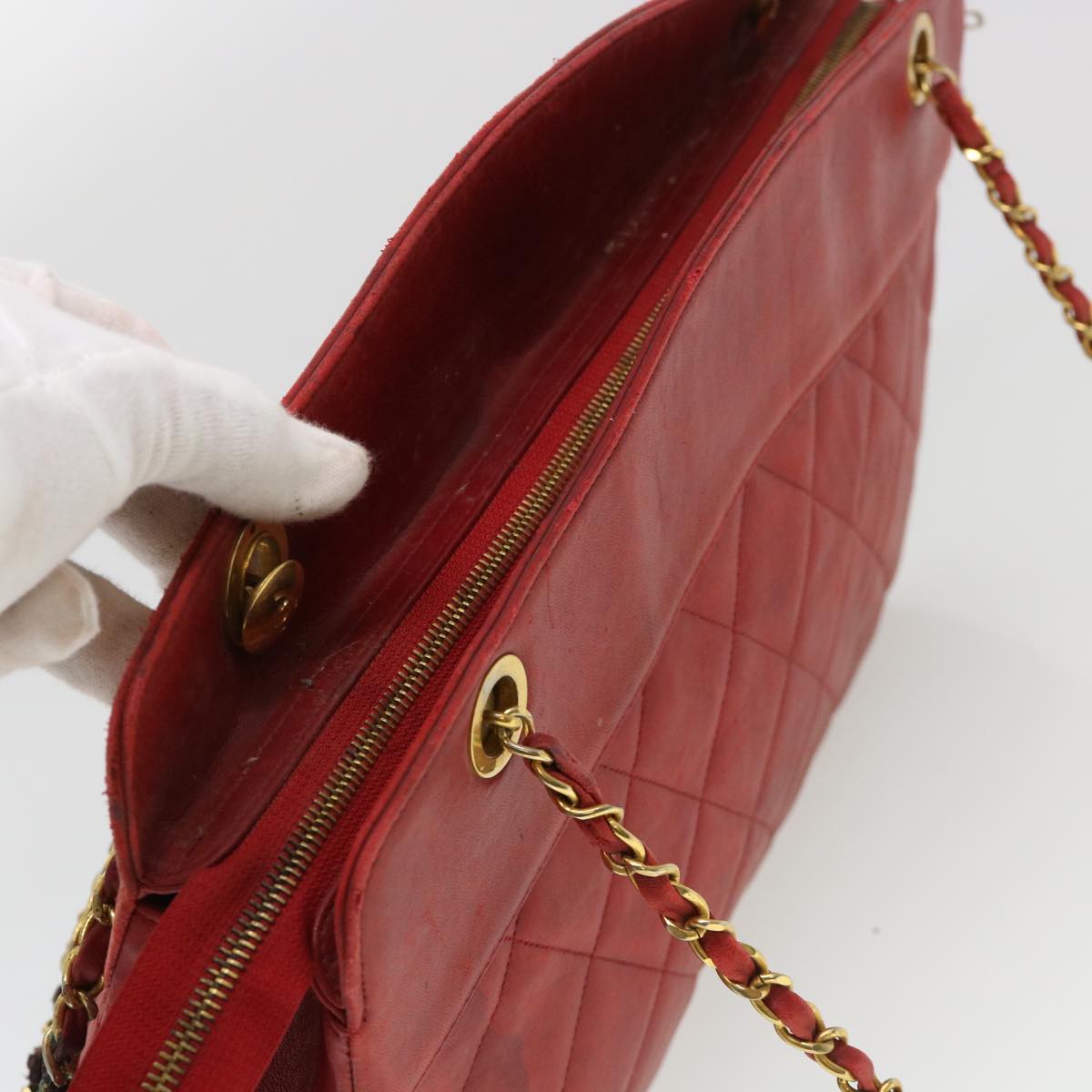 CHANEL Matelasse Chain Shoulder Bag Lamb Skin Red CC Auth yk6320B