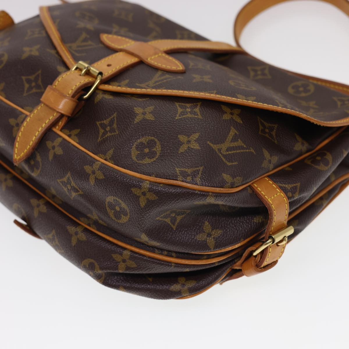 LOUIS VUITTON Monogram Saumur 30 Shoulder Bag M42256 LV Auth yk6438