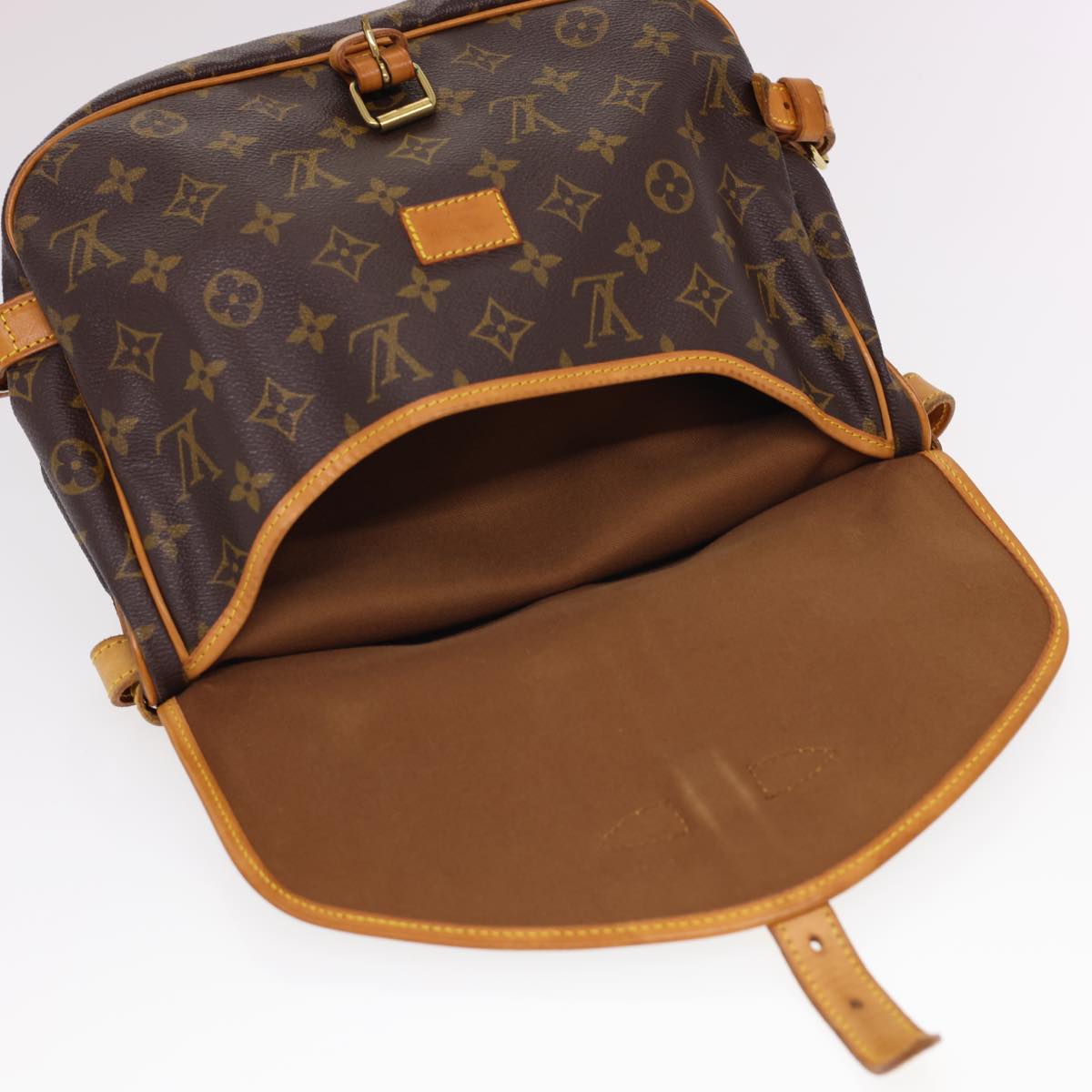 LOUIS VUITTON Monogram Saumur 30 Shoulder Bag M42256 LV Auth yk6438