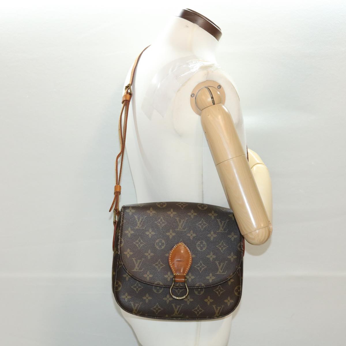 LOUIS VUITTON Monogram Saint Cloud GM Shoulder Bag M51242 LV Auth yk6475