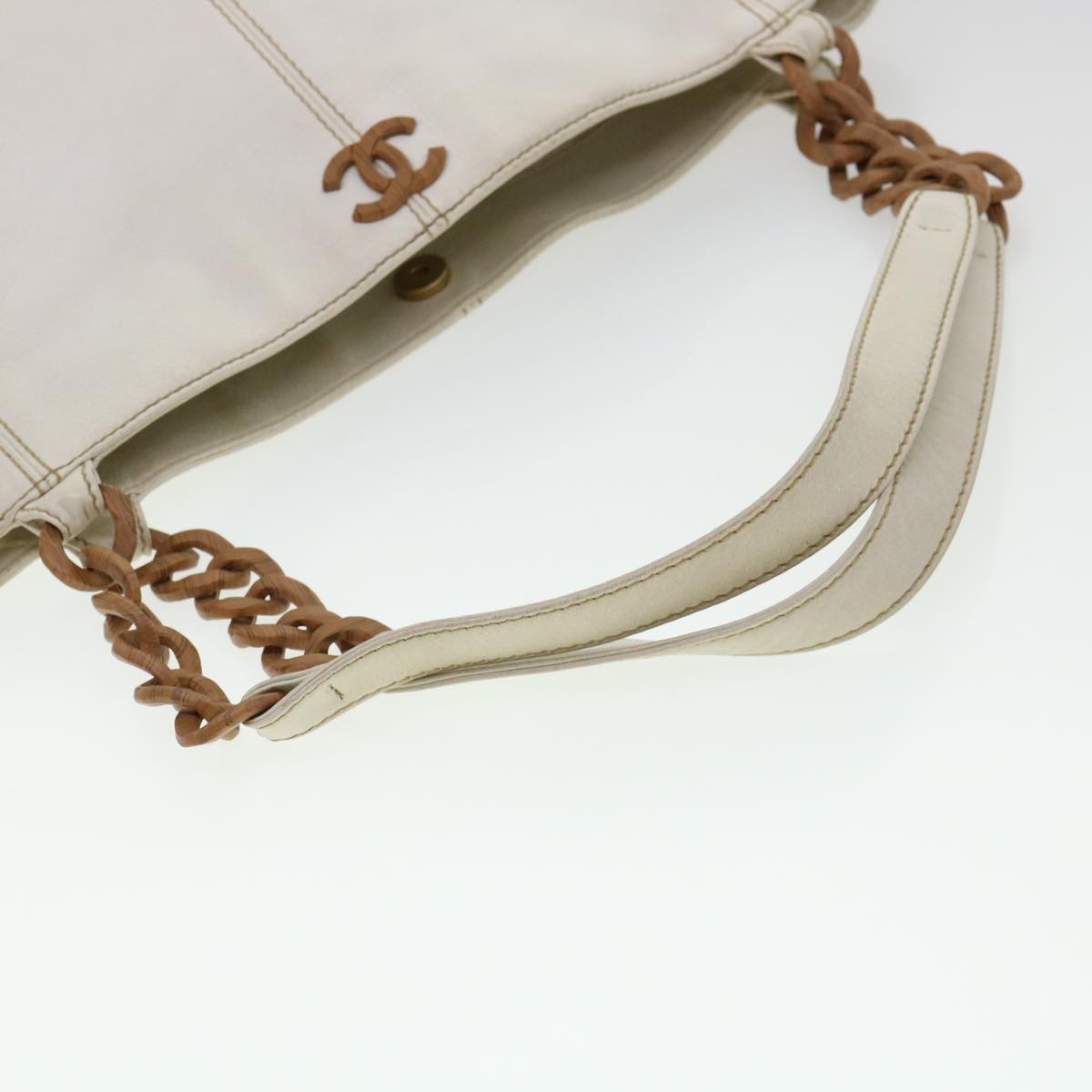 CHANEL Wood Chain Tote Bag Caviar Skin White Brown CC Auth yk6580