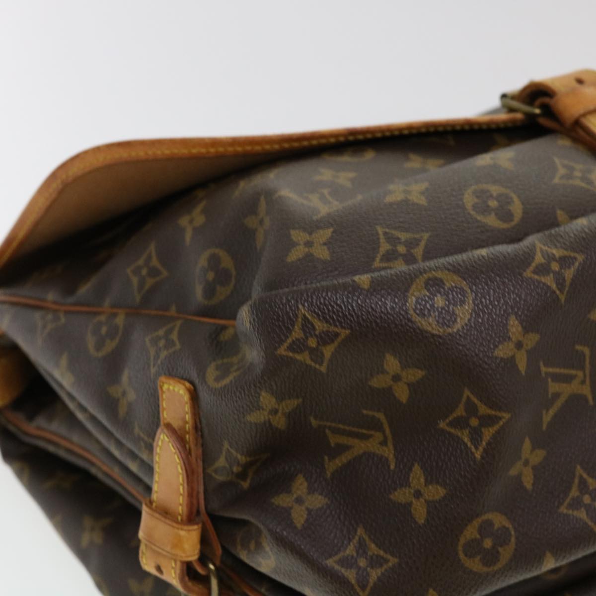 LOUIS VUITTON Monogram Saumur 35 Shoulder Bag M42254 LV Auth yk6586