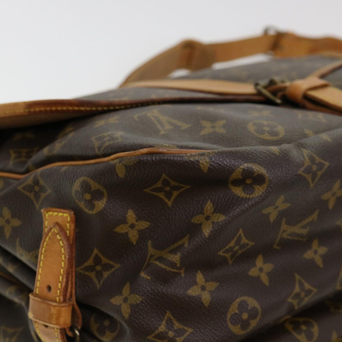 LOUIS VUITTON Monogram Saumur 35 Shoulder Bag M42254 LV Auth yk6586