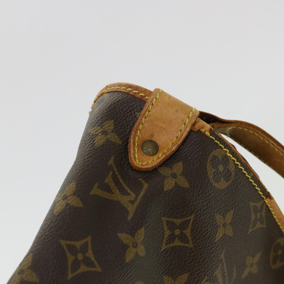 LOUIS VUITTON Monogram Saumur 35 Shoulder Bag M42254 LV Auth yk6586