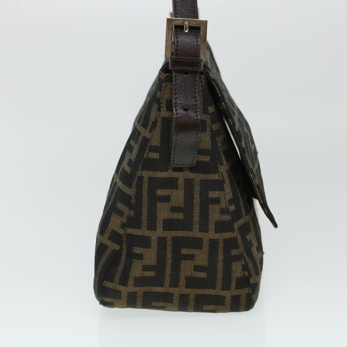 FENDI Zucca Canvas Mamma Baguette Shoulder Bag Brown 2308-26325 Auth yk6943