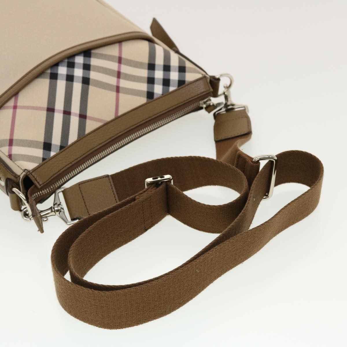 BURBERRY Nova Check Shoulder Bag Nylon Beige Auth yk7100B