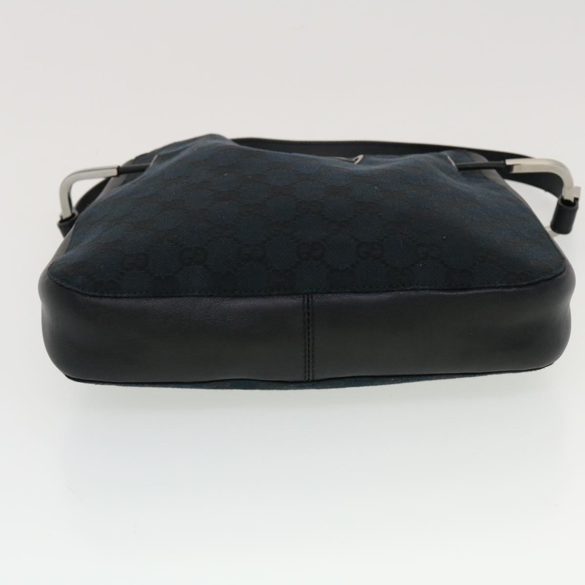 GUCCI GG Canvas Shoulder Bag Black Auth yk7193