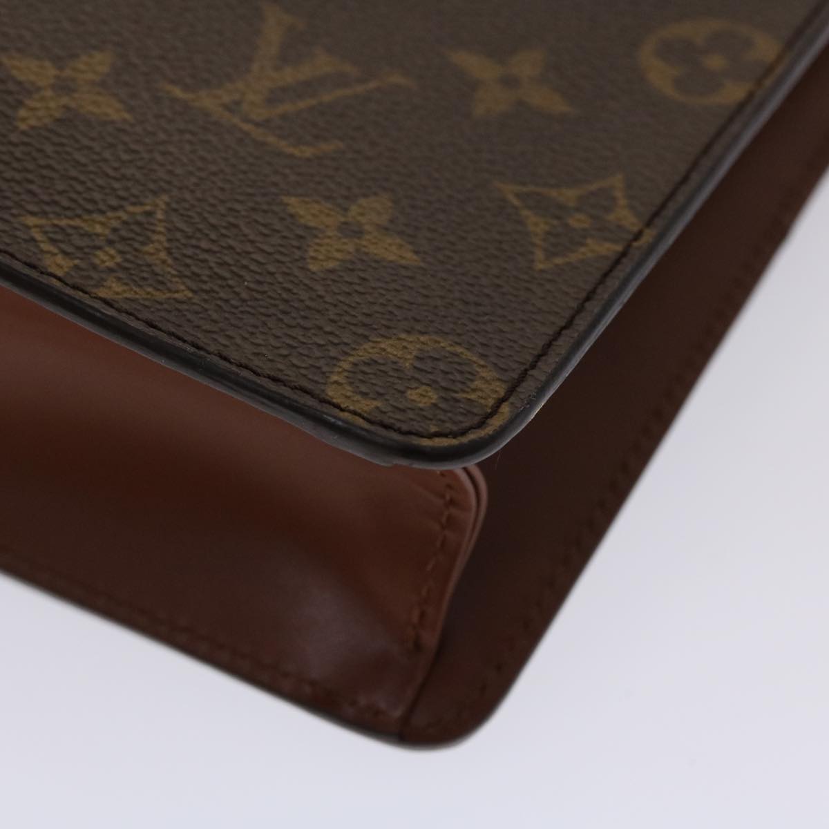 LOUIS VUITTON Monogram Pochette Homme Clutch Bag M51795 LV Auth yk7377B