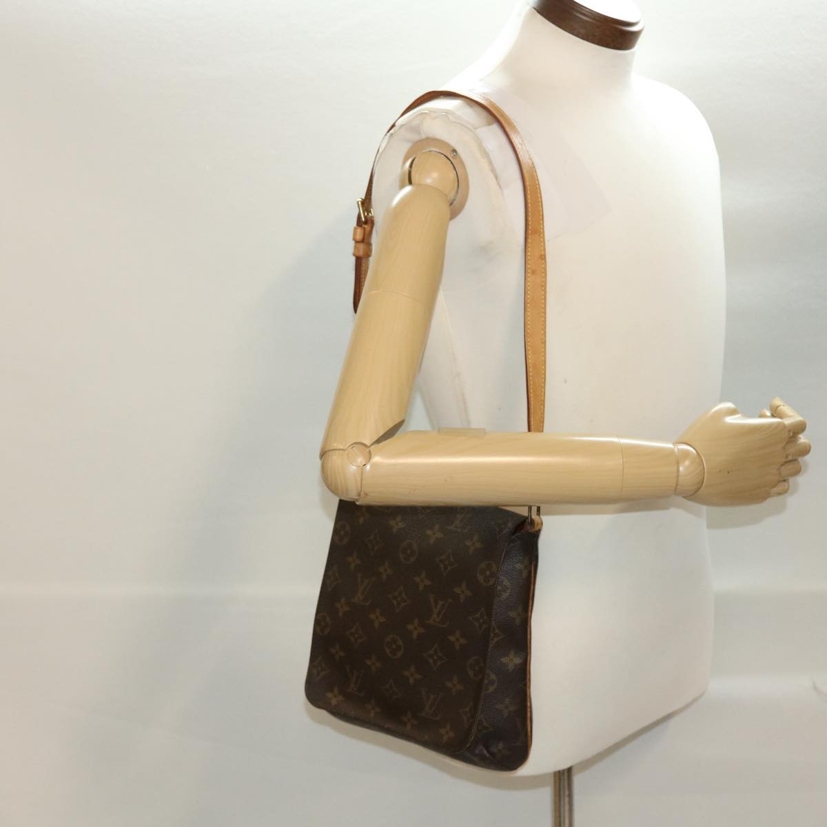 LOUIS VUITTON Monogram Musette Salsa Short Shoulder Bag M51258 LV Auth yk7382B