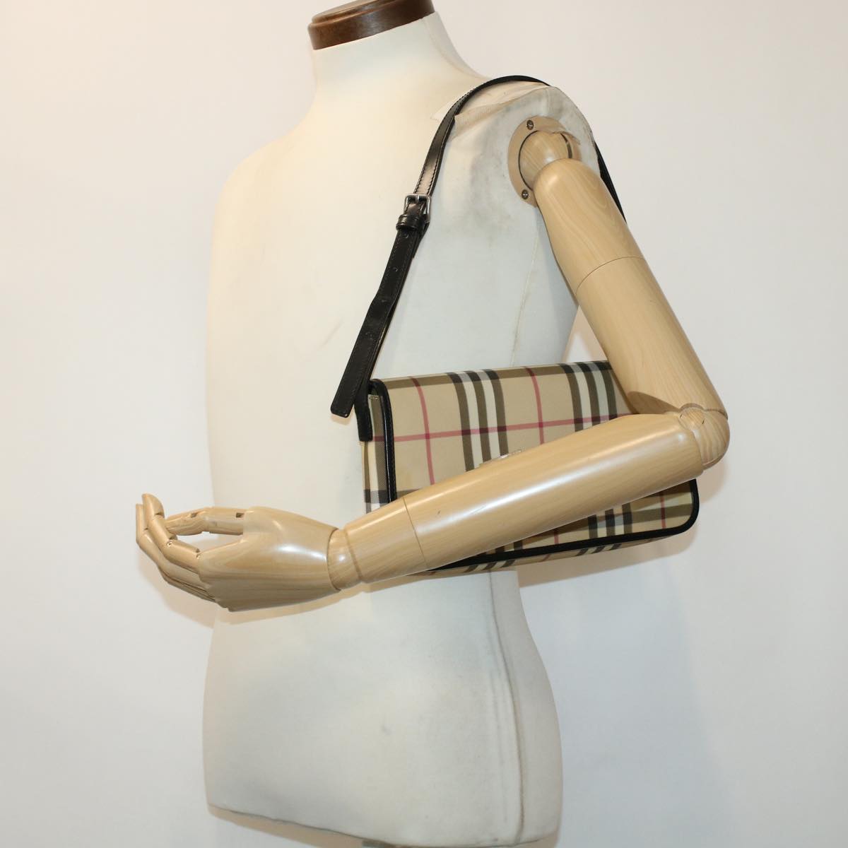 BURBERRY Nova Check Shoulder Bag PVC Leather Beige Auth yk7436