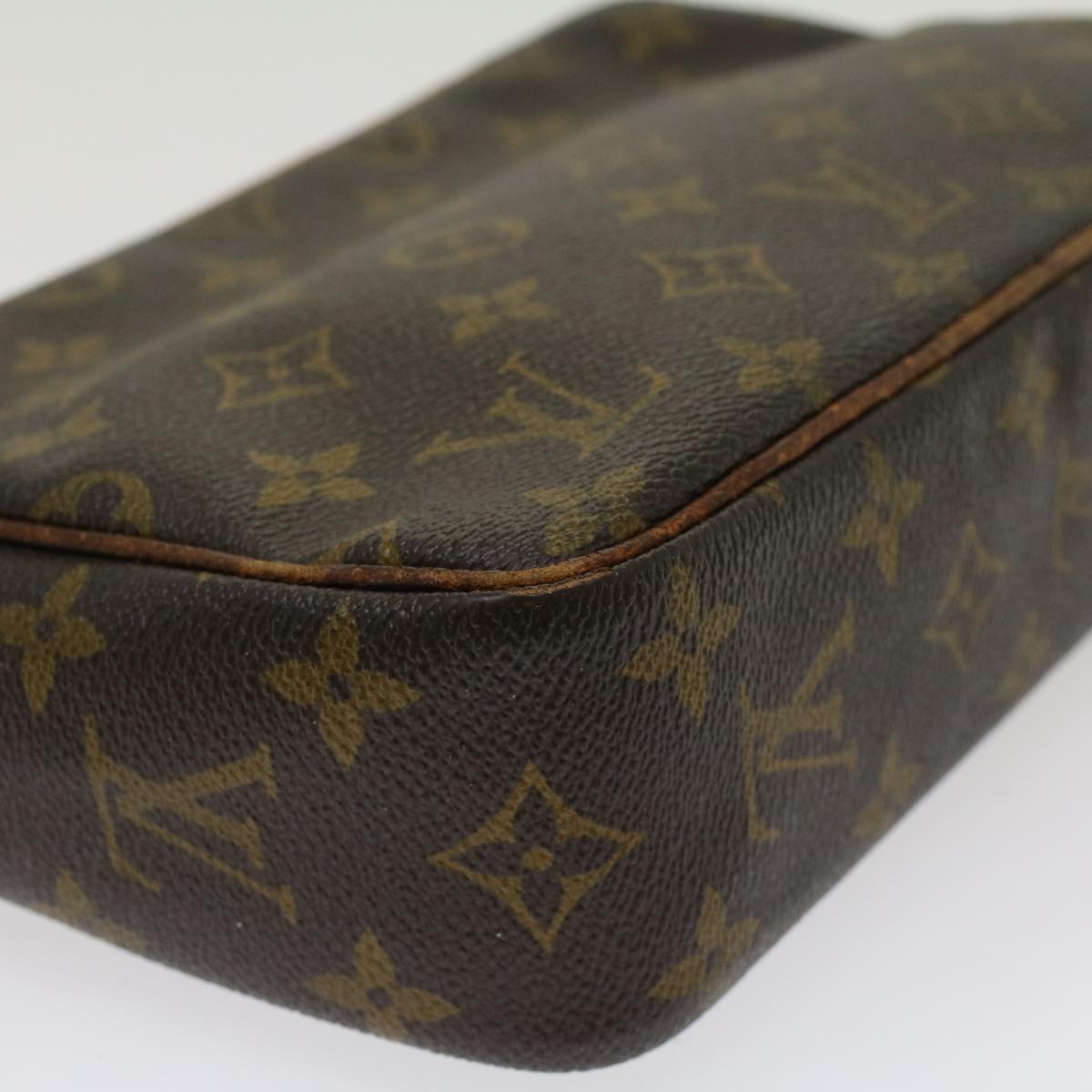 LOUIS VUITTON Monogram Compiegne 23 Clutch Bag M51847 LV Auth yk7531B