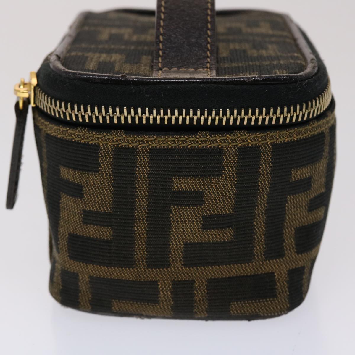 FENDI Zucca Canvas Vanity Cosmetic Pouch Black Brown 2349-26576-089 Auth yk7547B