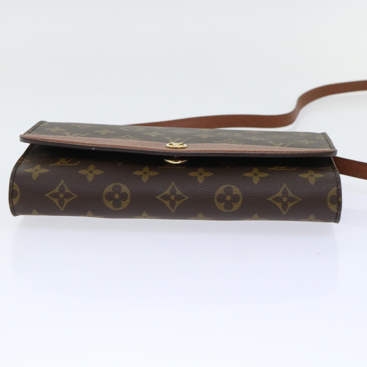 LOUIS VUITTON Monogram Bordeaux Shoulder Bag M51797 LV Auth yk8131B