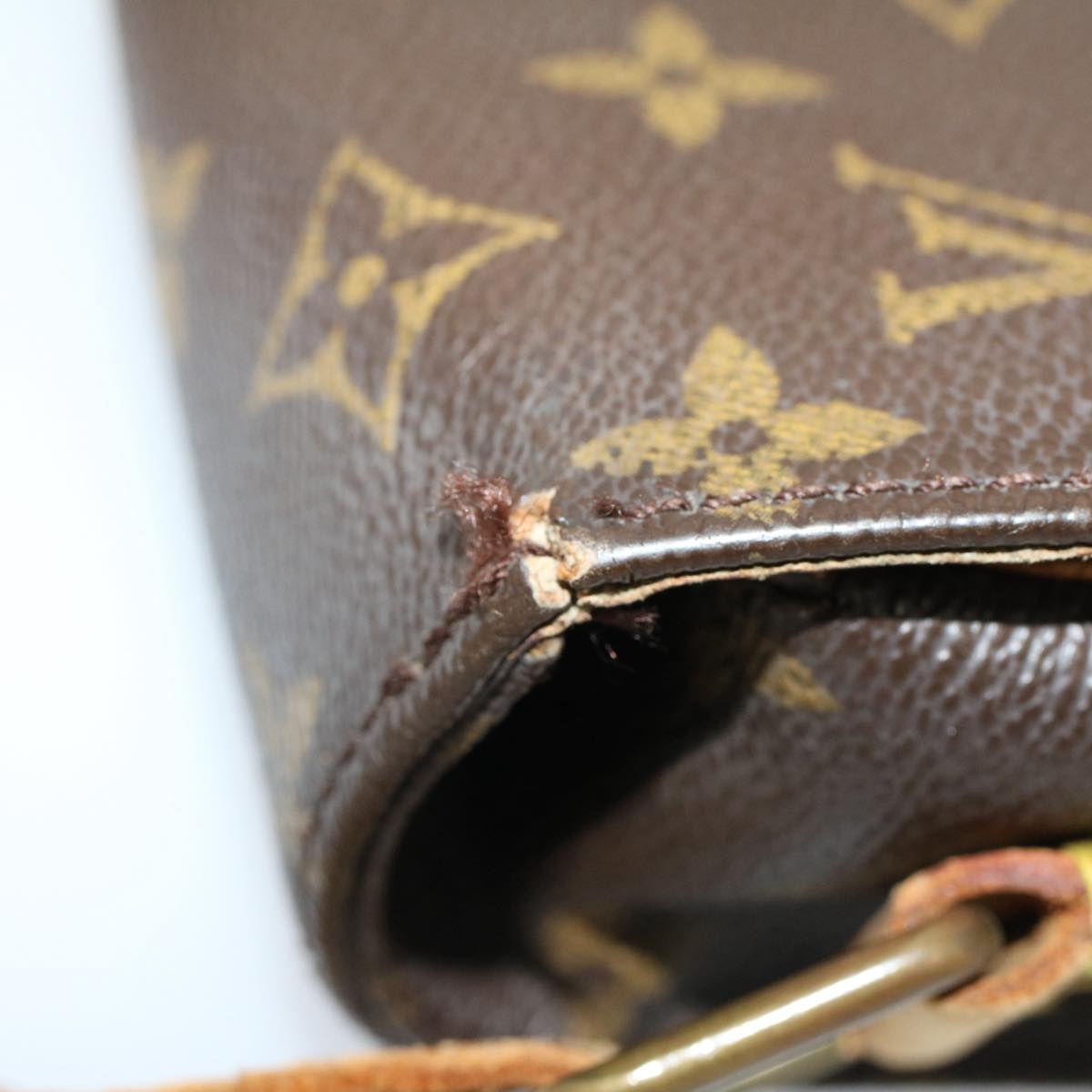 LOUIS VUITTON Monogram Cartouchiere MM Shoulder Bag M51253 LV Auth yk8271