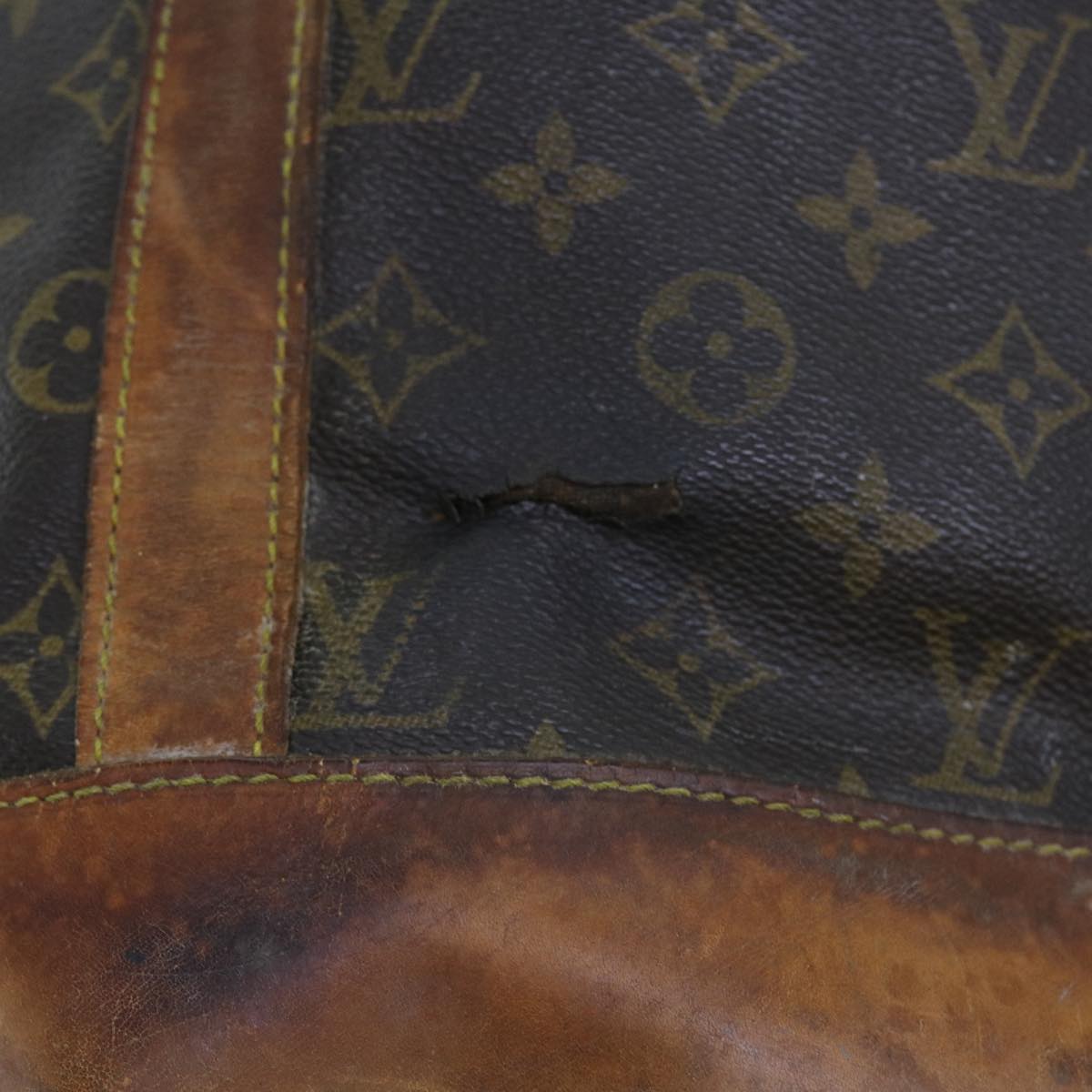 LOUIS VUITTON Monogram Randonnee GM Shoulder Bag M42244 LV Auth yk8595