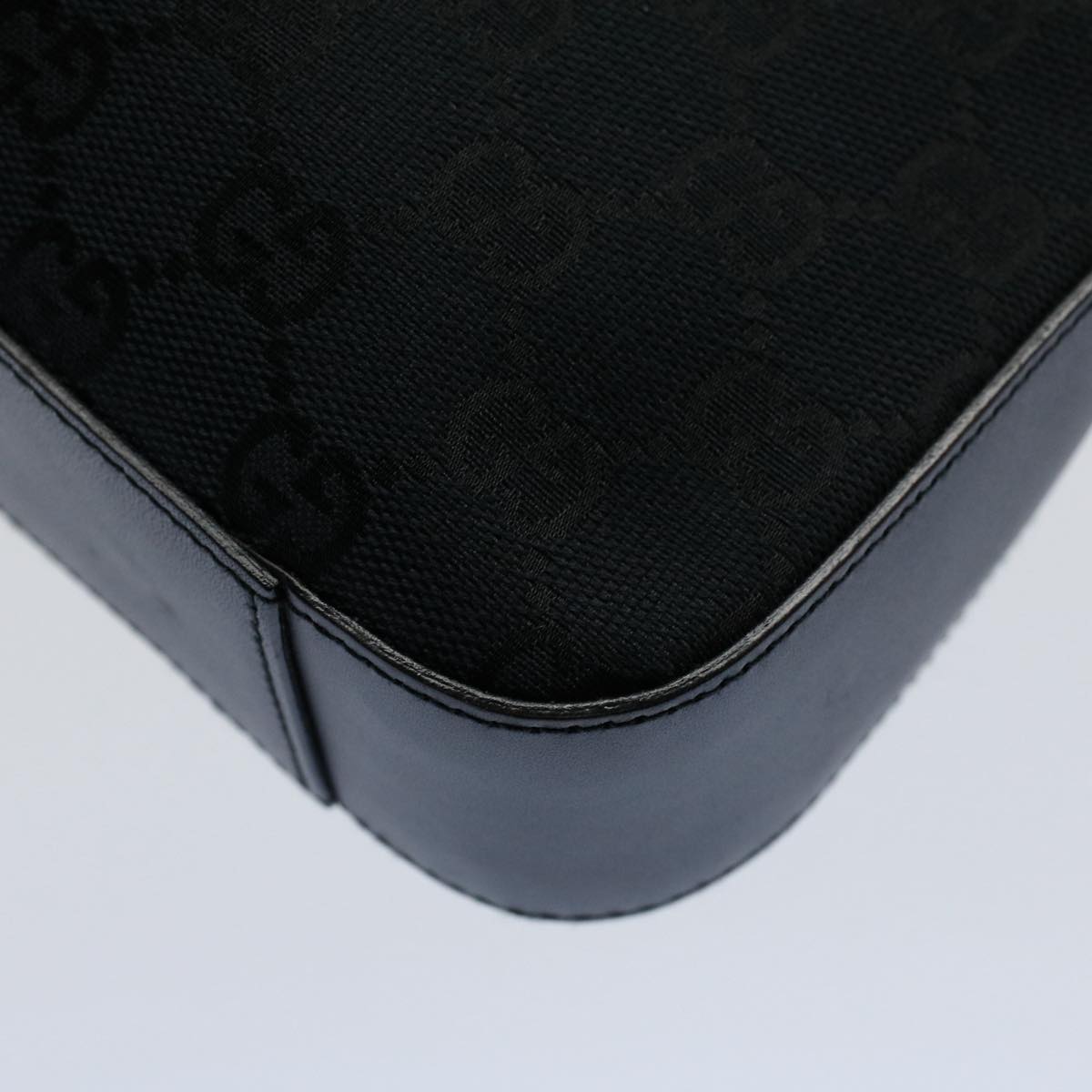 GUCCI GG Canvas Shoulder Bag Black 001 3812 Auth yk8676