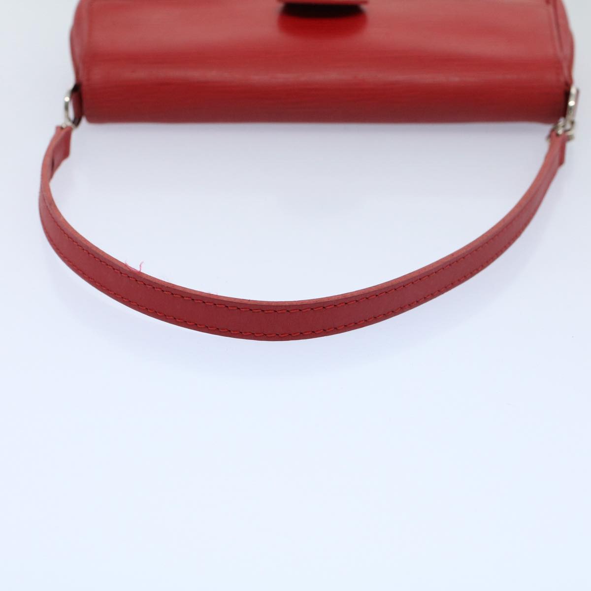 LOUIS VUITTON Epi Pochette Segur Shoulder Bag Red M5888E LV Auth yk8716