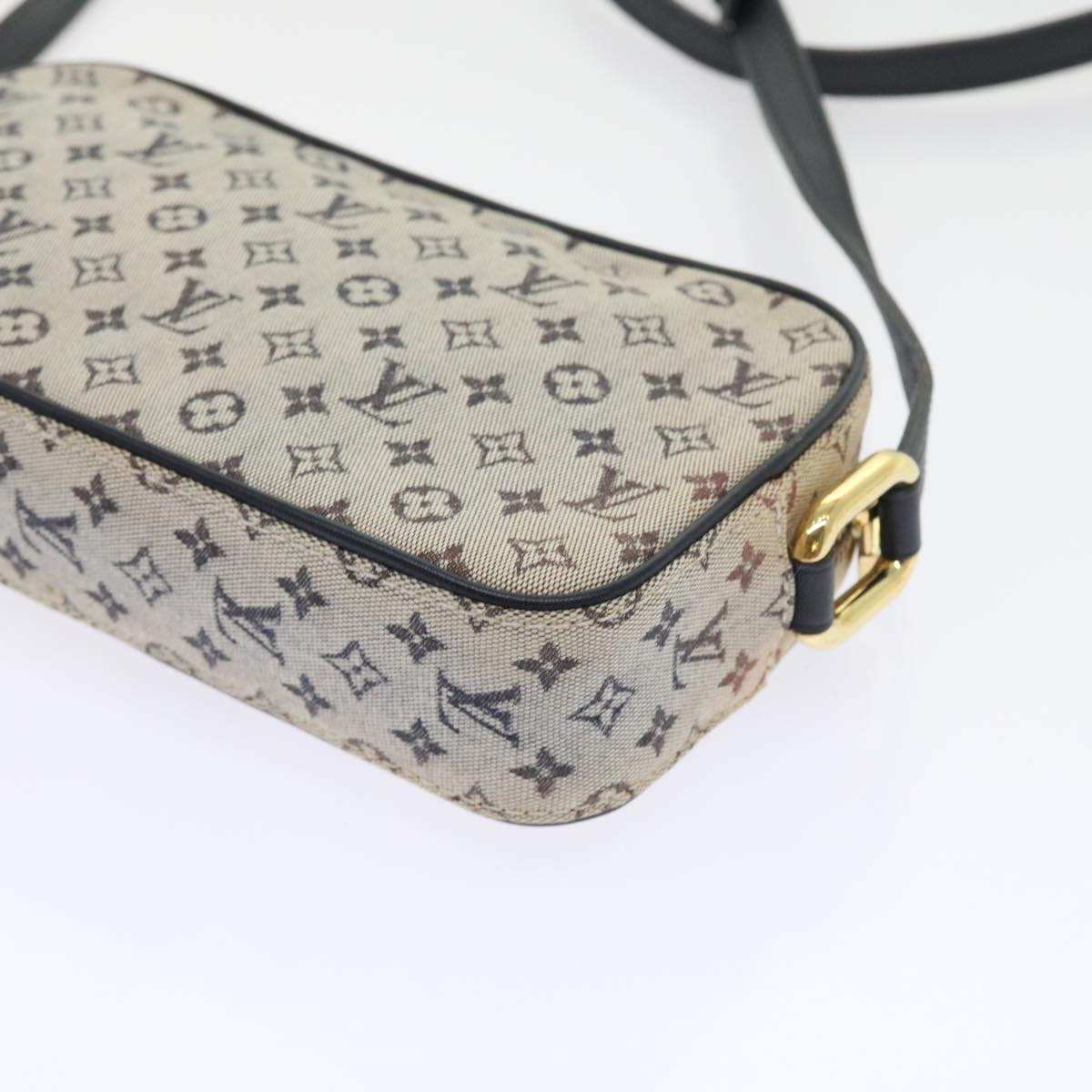 LOUIS VUITTON Monogram Mini Juliet MM Shoulder Bag Blue M92004 LV Auth yk8790