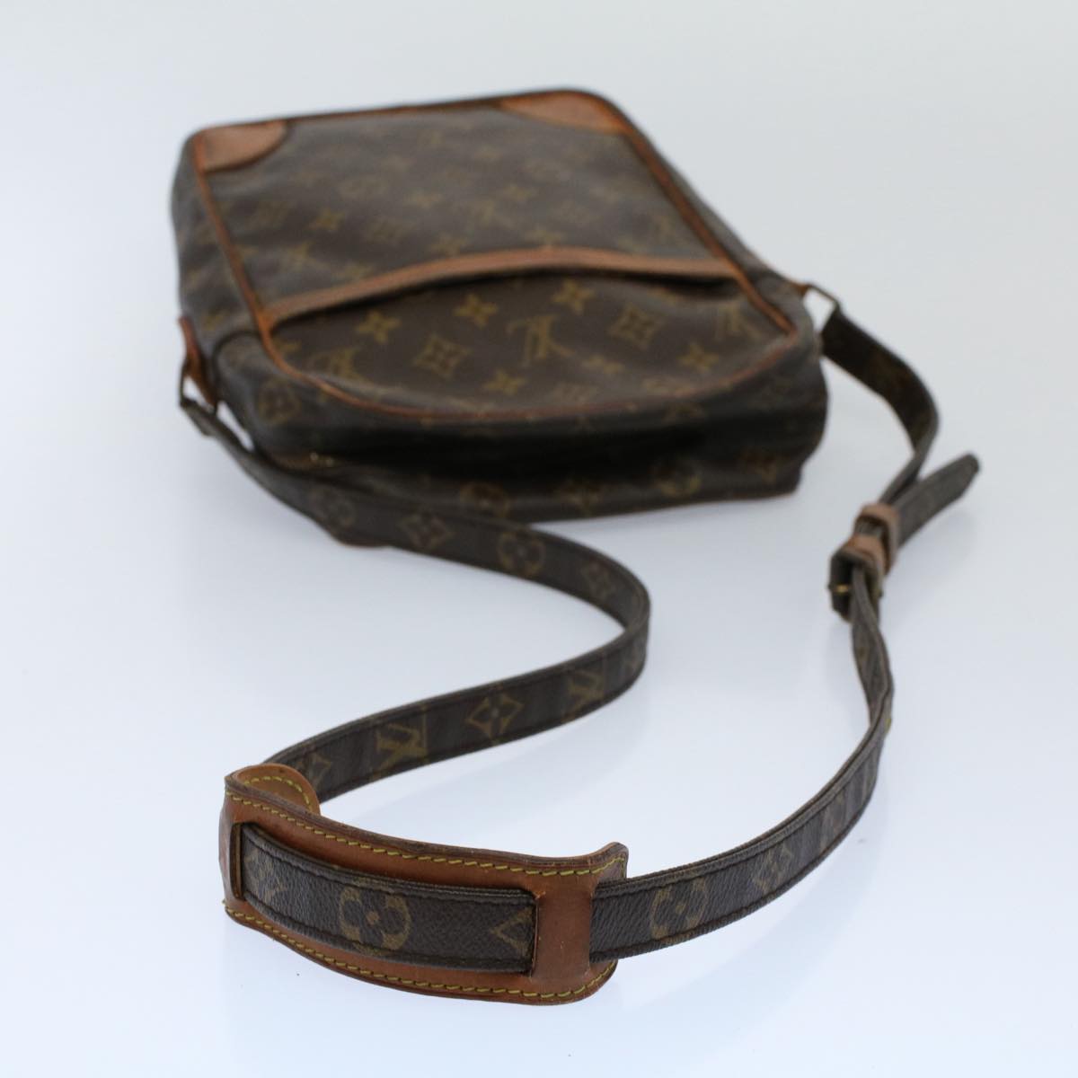 LOUIS VUITTON Monogram Danube MM Shoulder Bag M45264 LV Auth yk8805