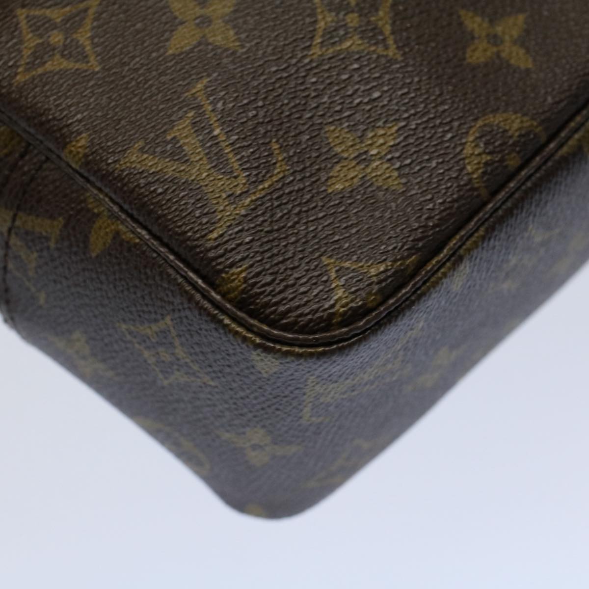 LOUIS VUITTON Monogram Trousse Toilette 28 Clutch Bag Vintage M47522 Auth yk8974