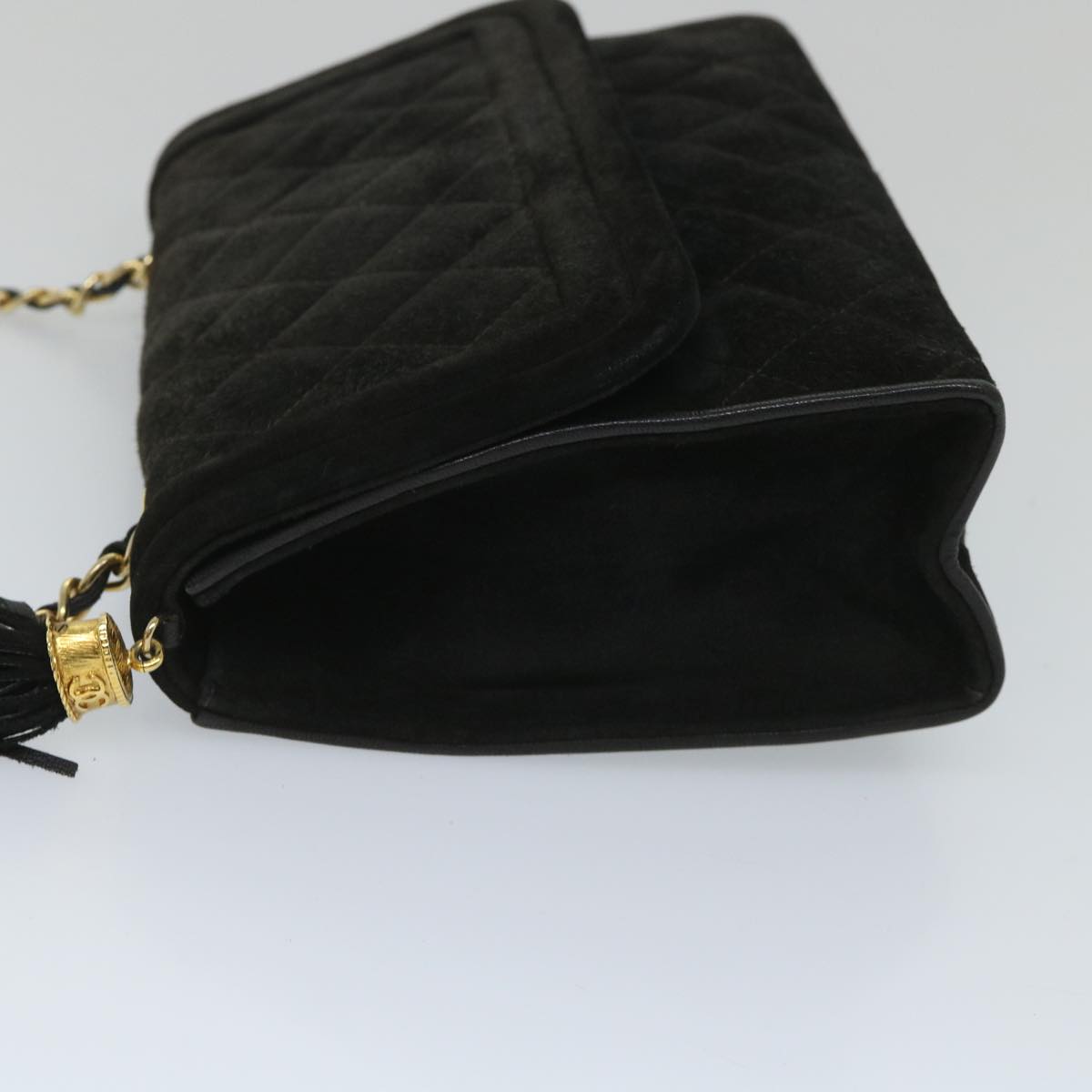 CHANEL Matelasse Chain Shoulder Bag Suede Black CC Auth yk9129