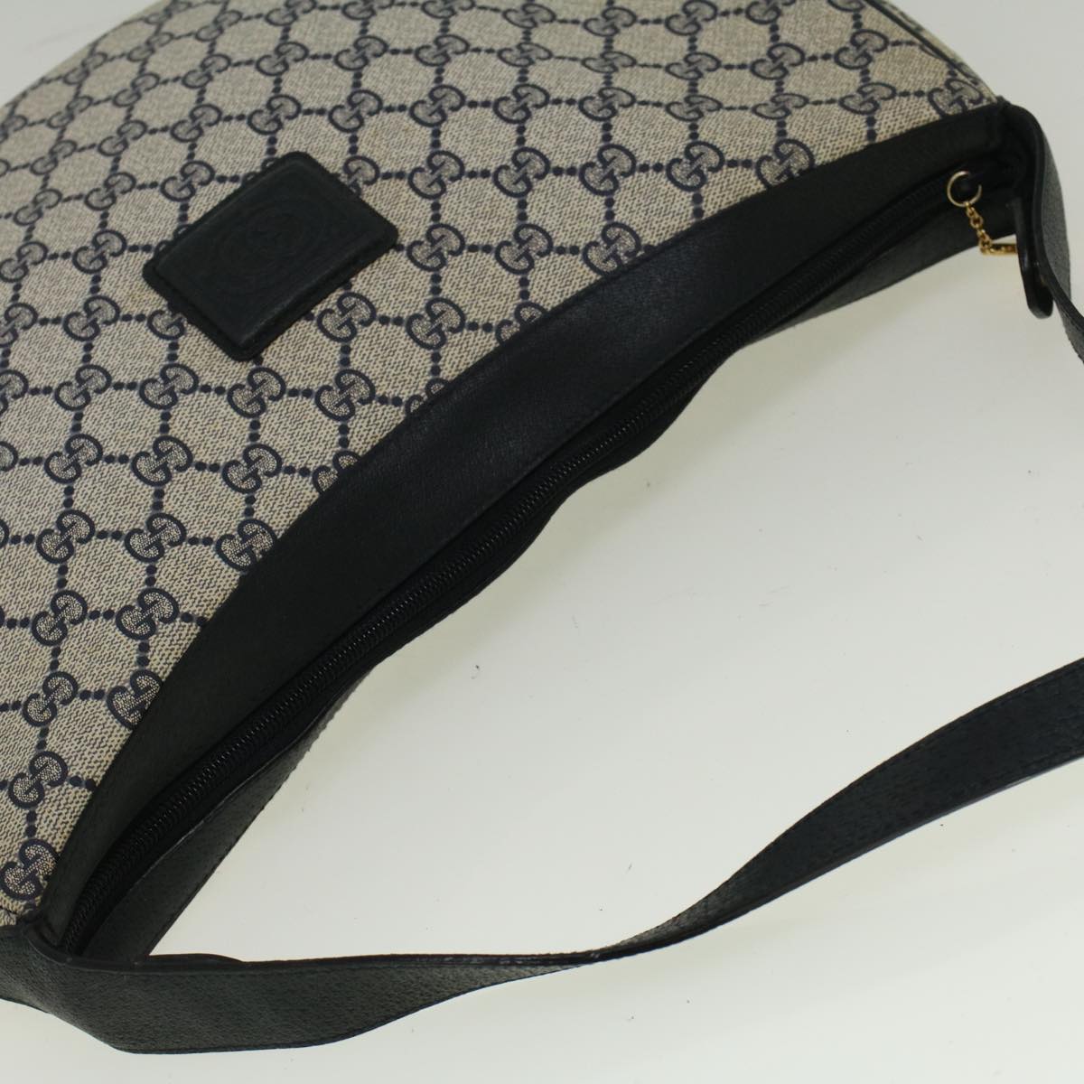 GUCCI GG Canvas Shoulder Bag PVC Leather Navy Auth yk9202