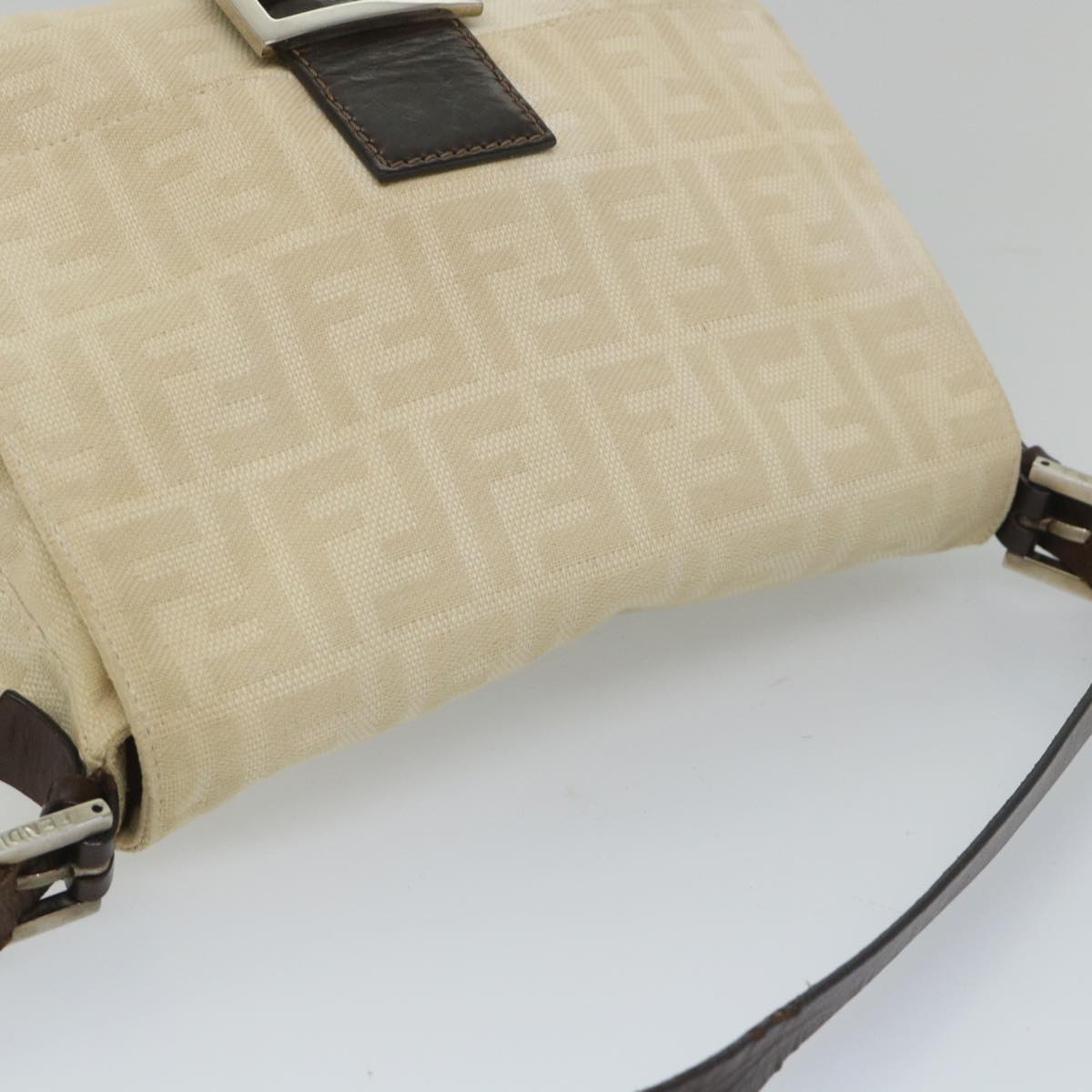 FENDI Zucca Canvas Mamma Baguette Shoulder Bag Beige Auth yk9224