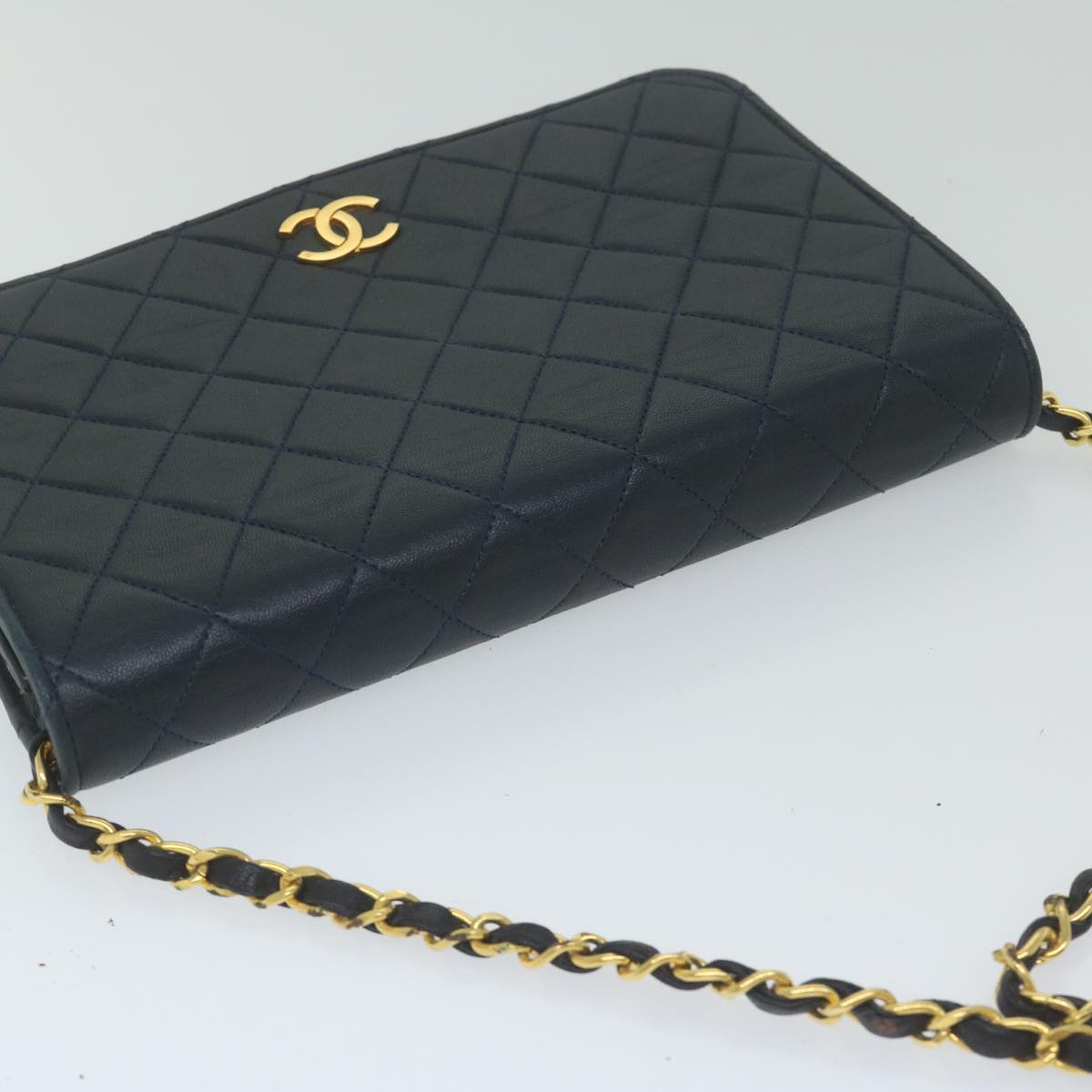 CHANEL Matelasse Chain Shoulder Bag Lamb Skin Navy CC Auth yk9632