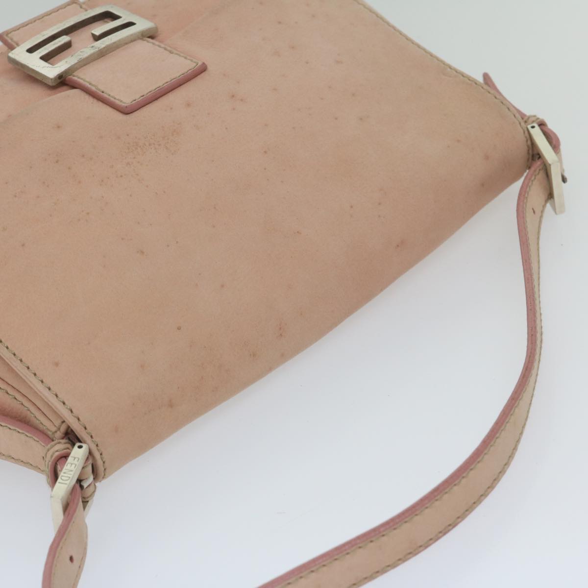 FENDI Mamma Baguette Shoulder Bag Leather Pink Auth yk9735