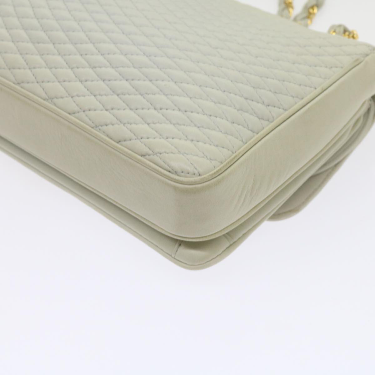 BALLY Quilted Chain Shoulder Bag Leather White Auth yk9755