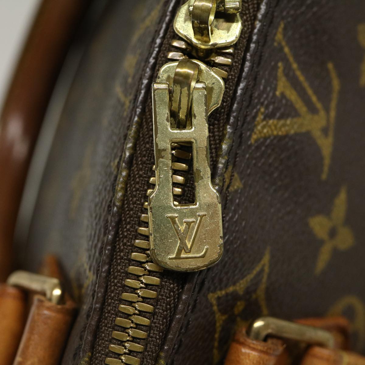 LOUIS VUITTON Monogram Alma Hand Bag M51130 LV Auth yt825