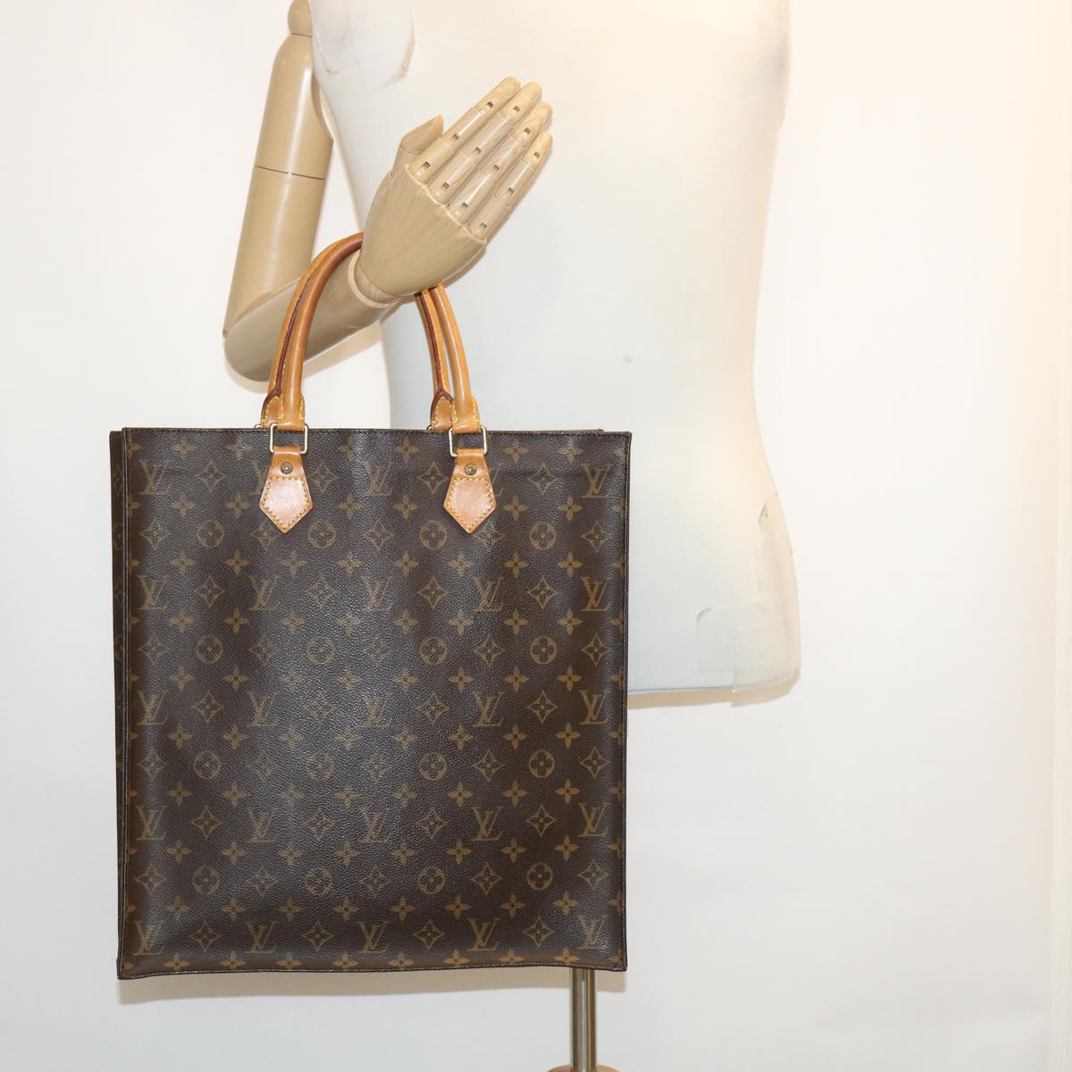 LOUIS VUITTON Monogram Sac Plat Hand Bag M51140 LV Auth yt848