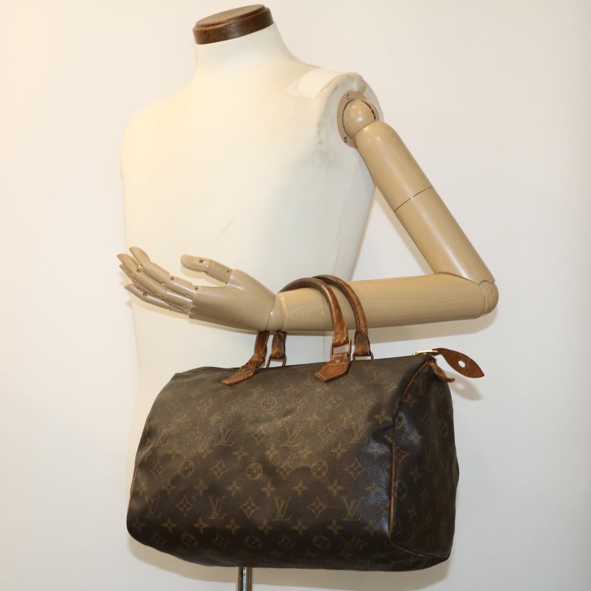 LOUIS VUITTON Monogram Speedy 30 Hand Bag M41526 LV Auth yt878