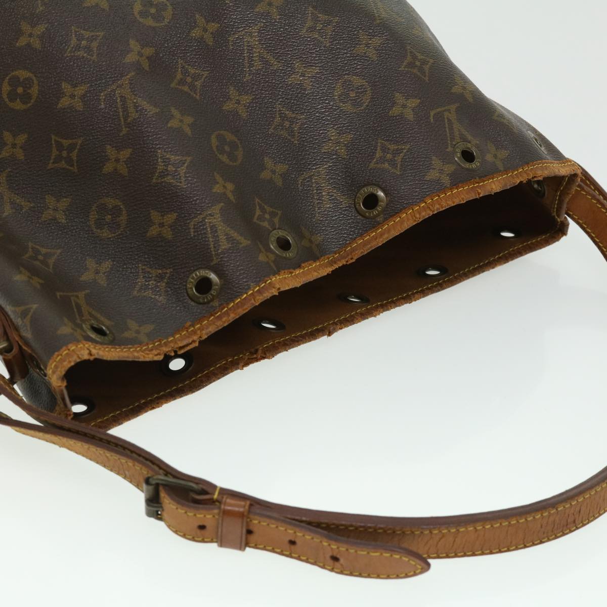 LOUIS VUITTON Monogram Petit Noe Shoulder Bag M42226 LV Auth yt898