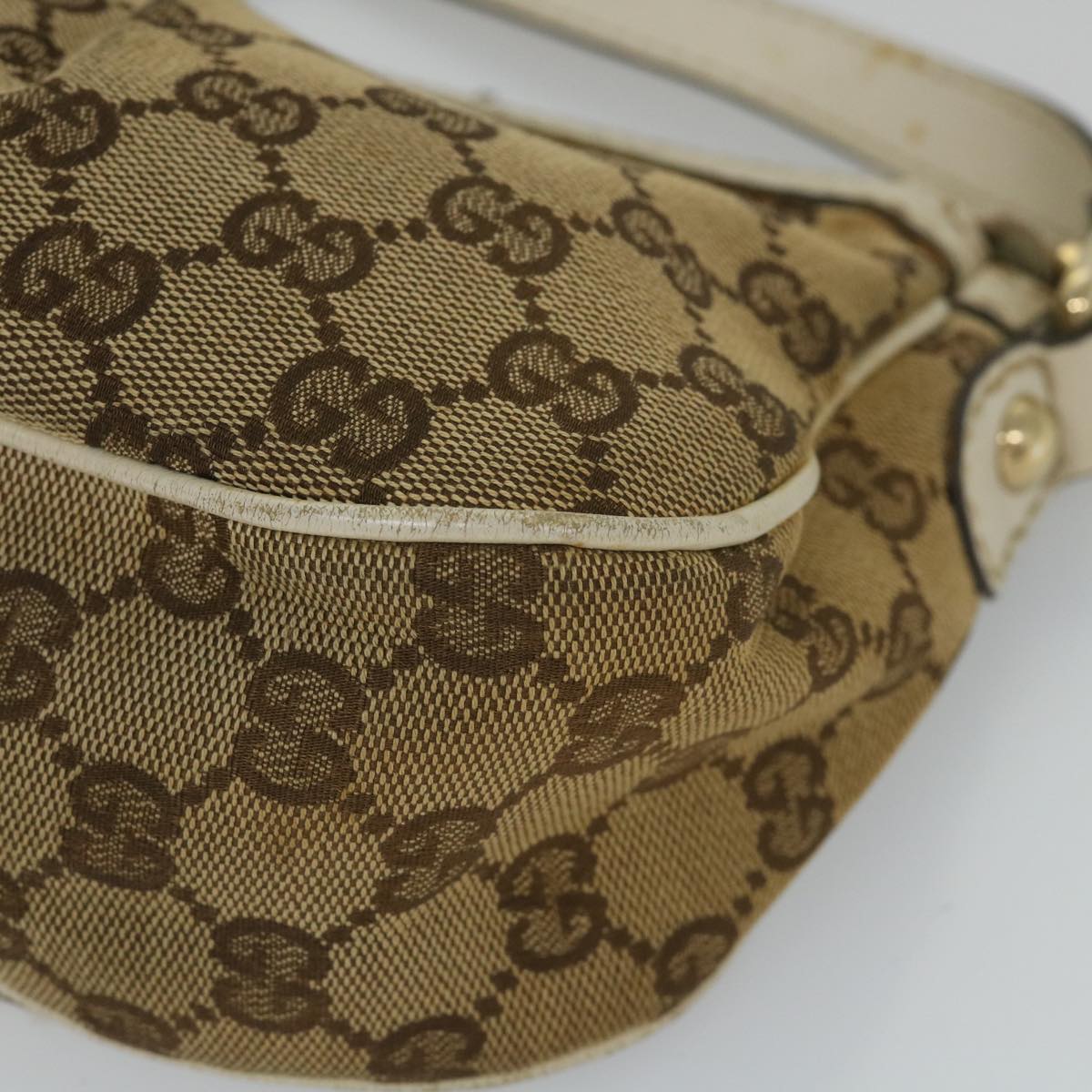 GUCCI GG Canvas Shoulder Bag Beige 211945 Auth yt982