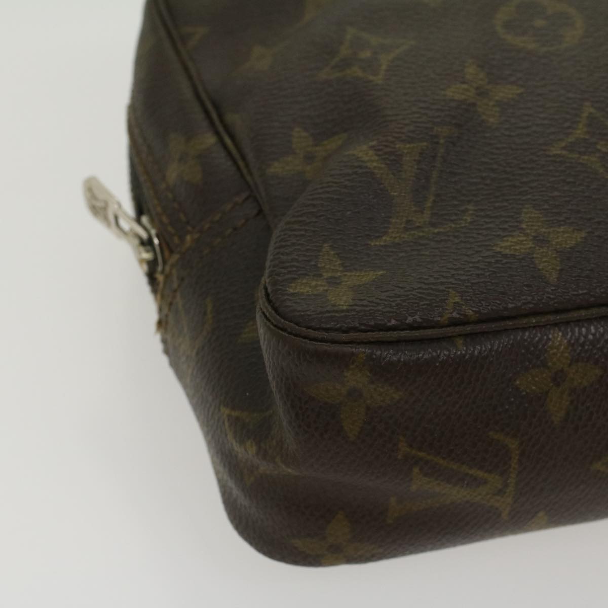 LOUIS VUITTON Monogram Trousse Toilette 23 Clutch Bag M47524 LV Auth Z050