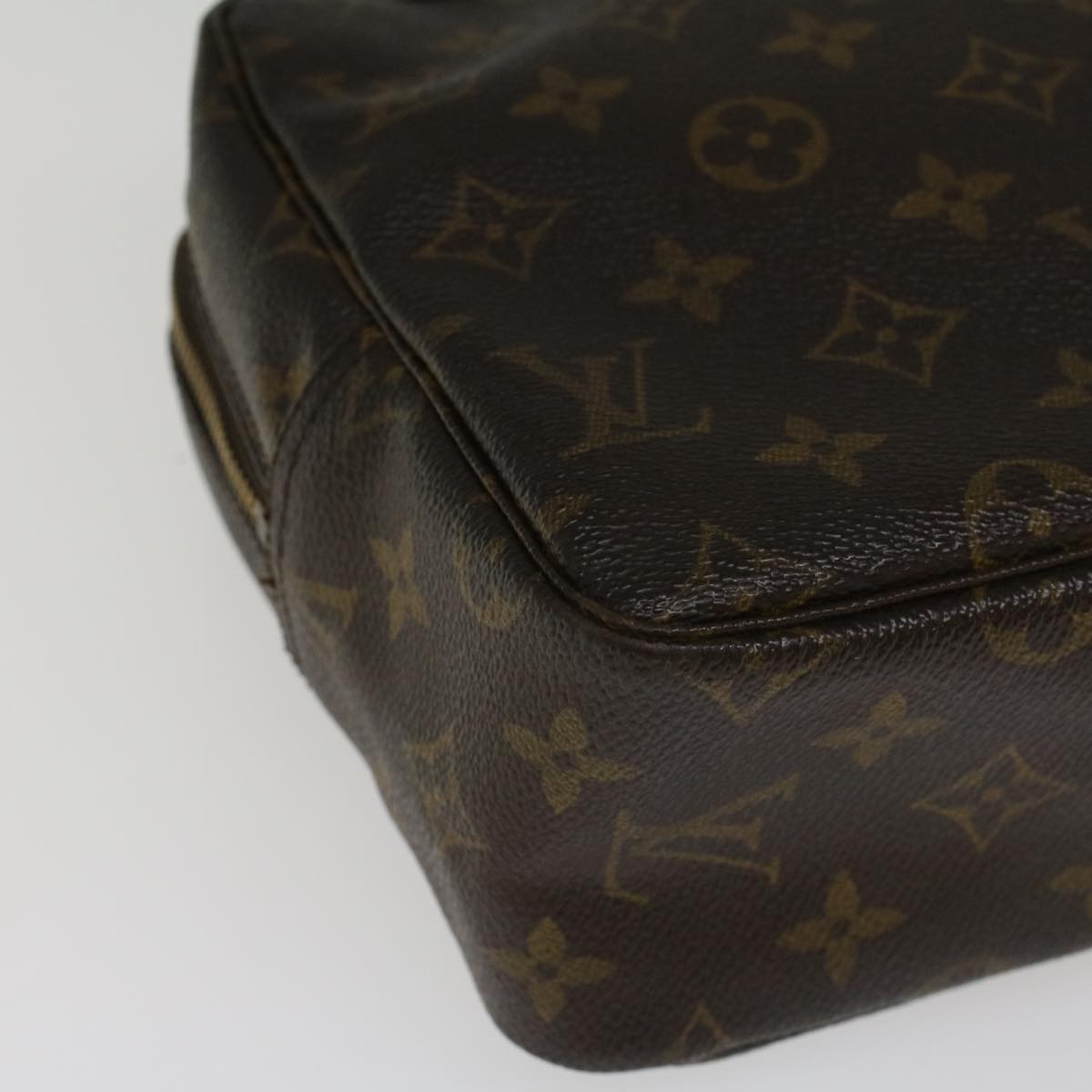 LOUIS VUITTON Monogram Trousse Toilette 28 Clutch Bag M47522 LV Auth Z090